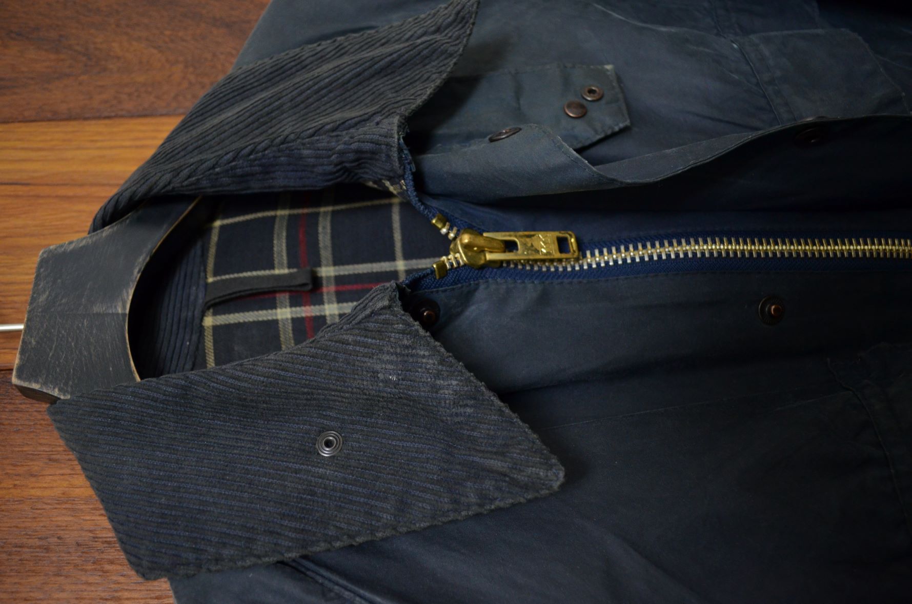 YKK Bar zip / turquoise 】 Barbour Bedale navy 2crest c34